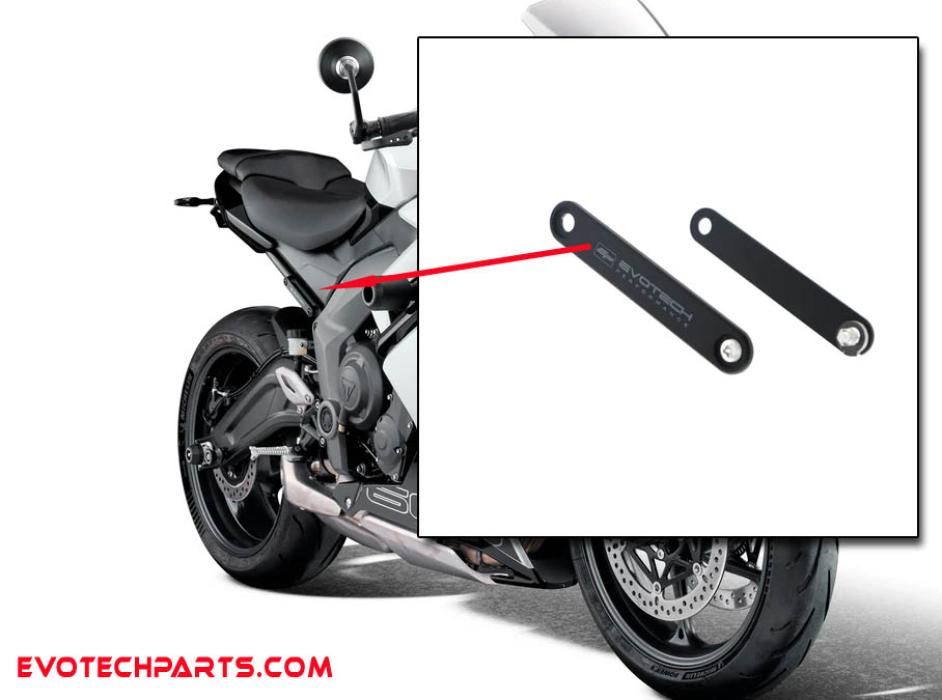 Triumph Daytona 660 / Trident Fussrasten Abdecksatz von Evotech Performance